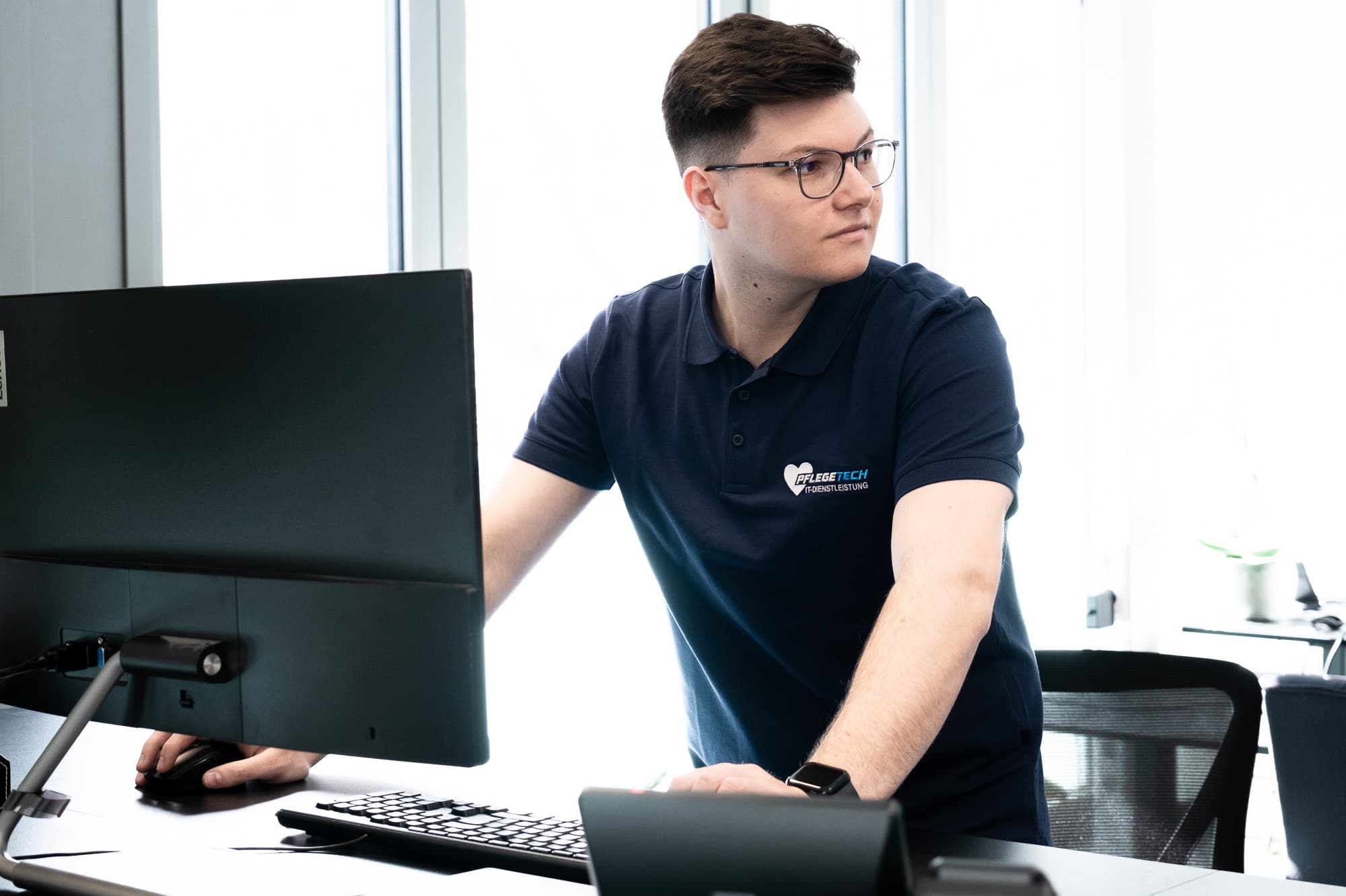 Stefan, Mitgründer von Pflegetech, im Gespräch.